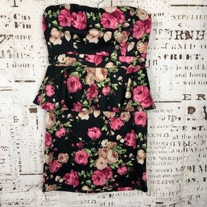Sweetheart Floral Strapless Mini Dress